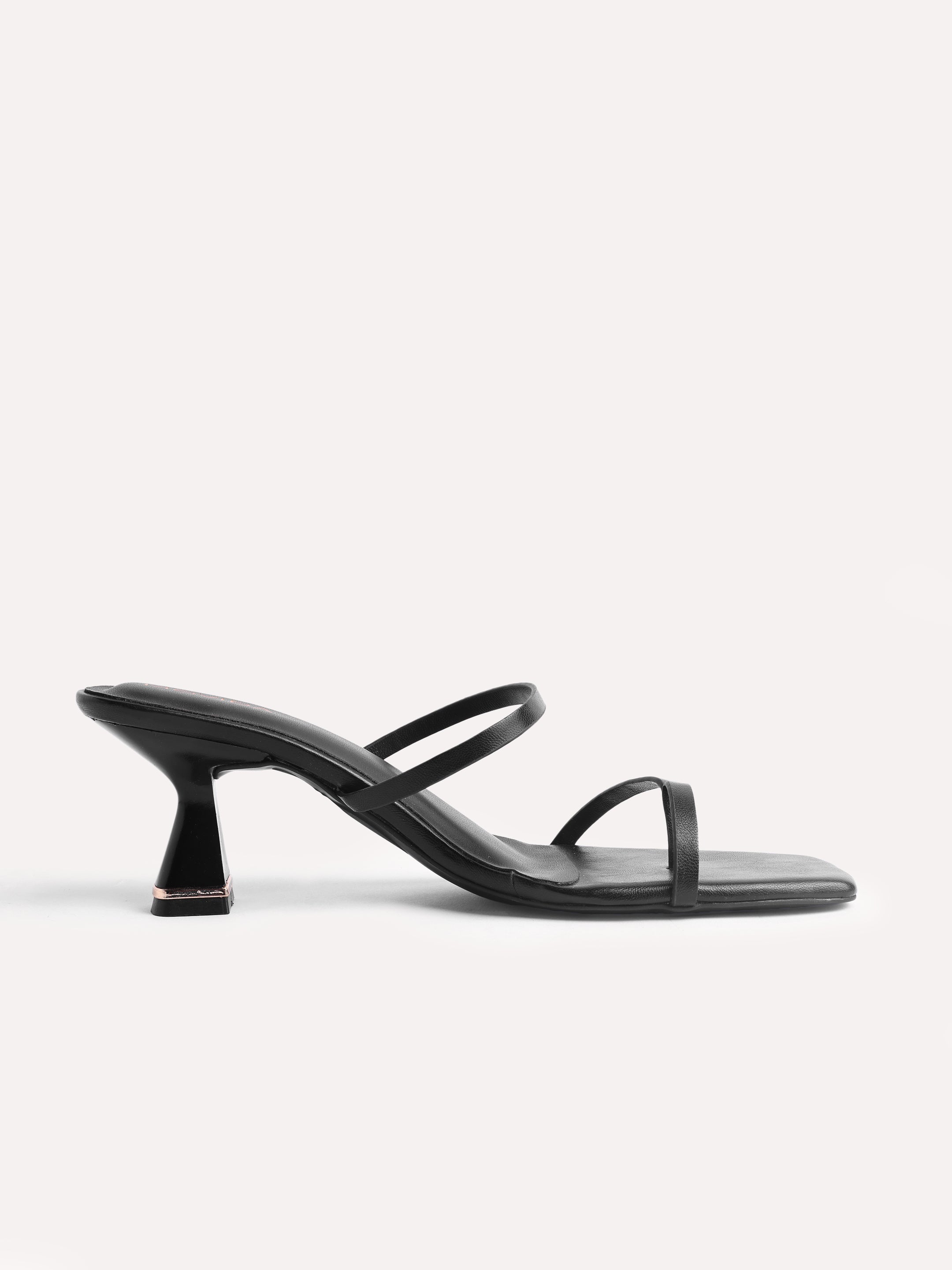 Heel Strap Toe Ring Sandal - Black