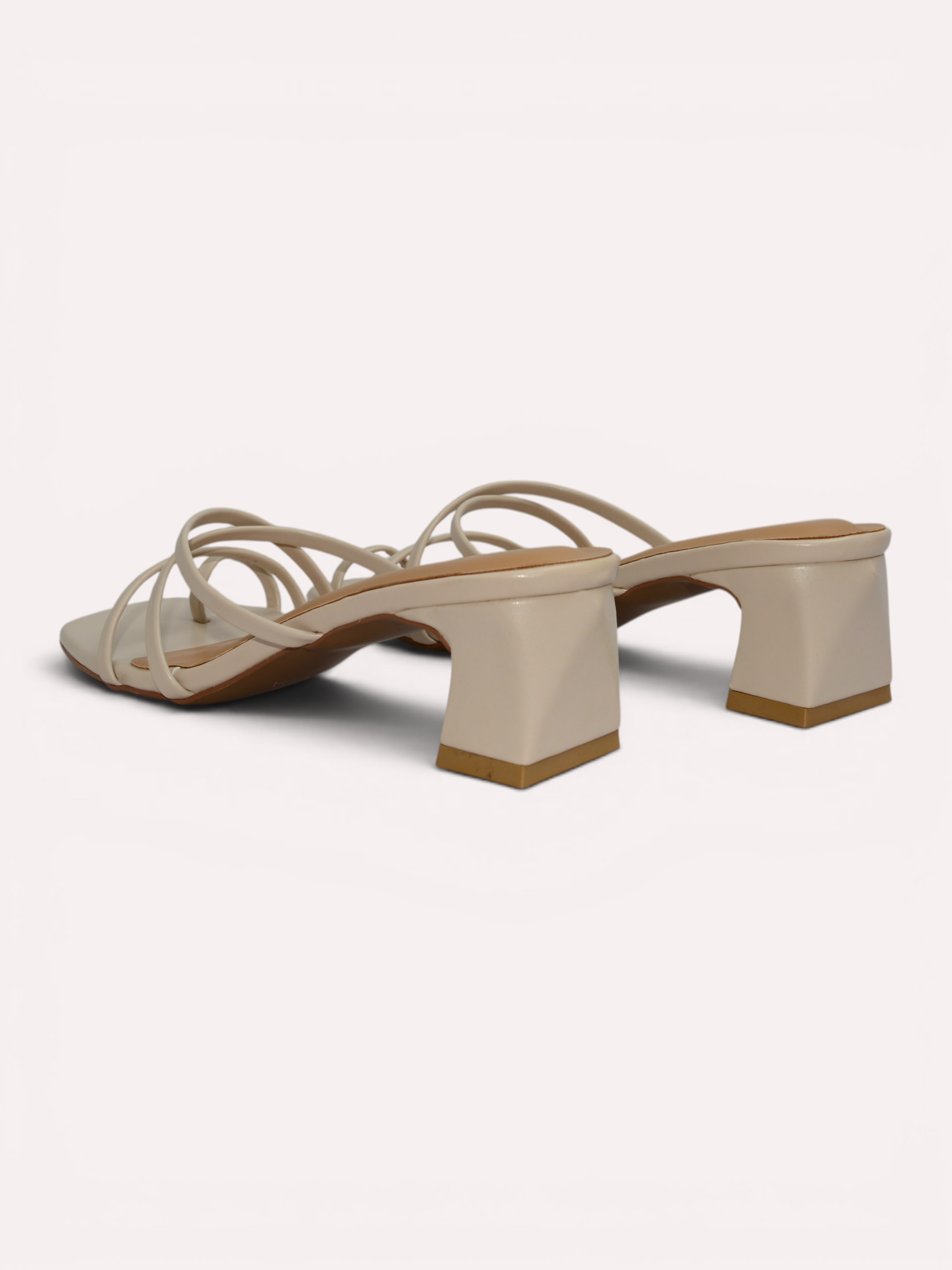 Heel Cross Strap Toe Ring Sandal - Cream