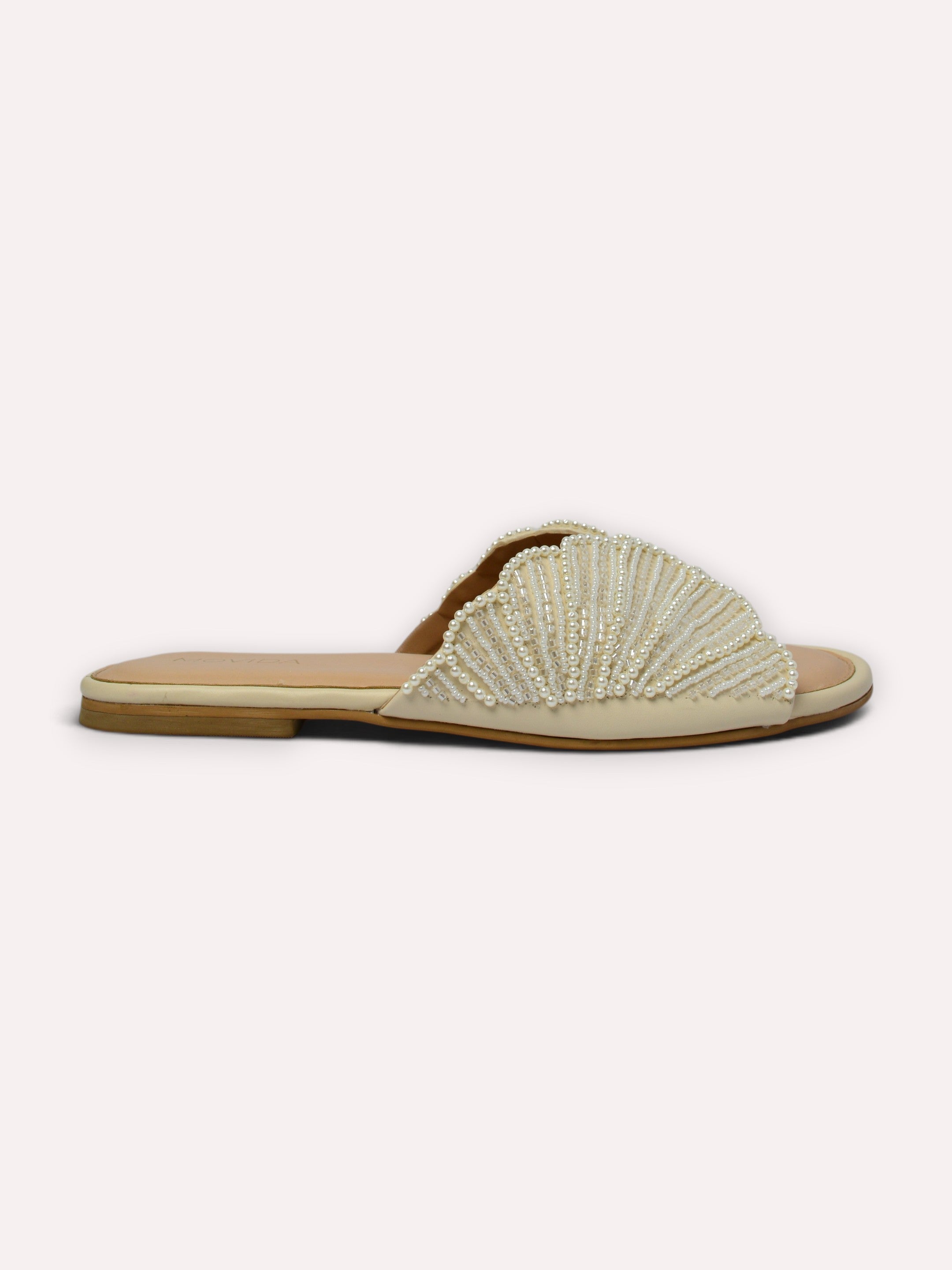 Lyra Pearl Embellished Wing Flat Slide – Cream