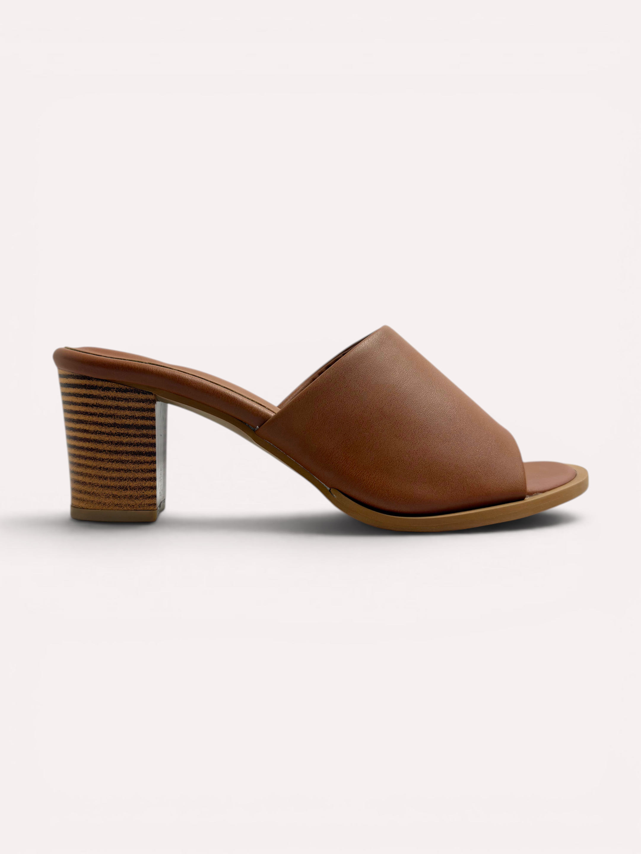 Cleo Sculptural Spiral Heel Mule – Tan