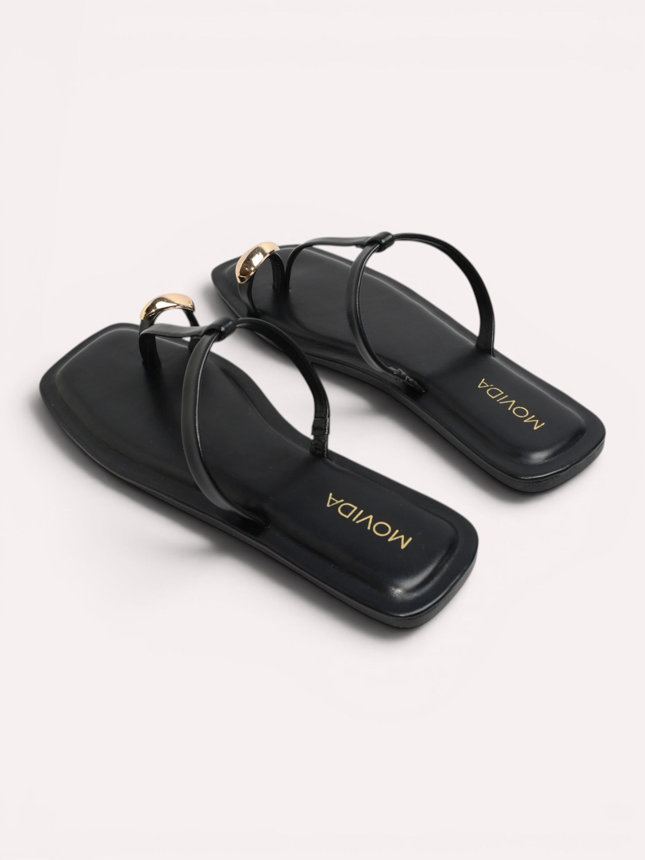 Sable Gold Shell T-Bar  Thong Sandal – Black
