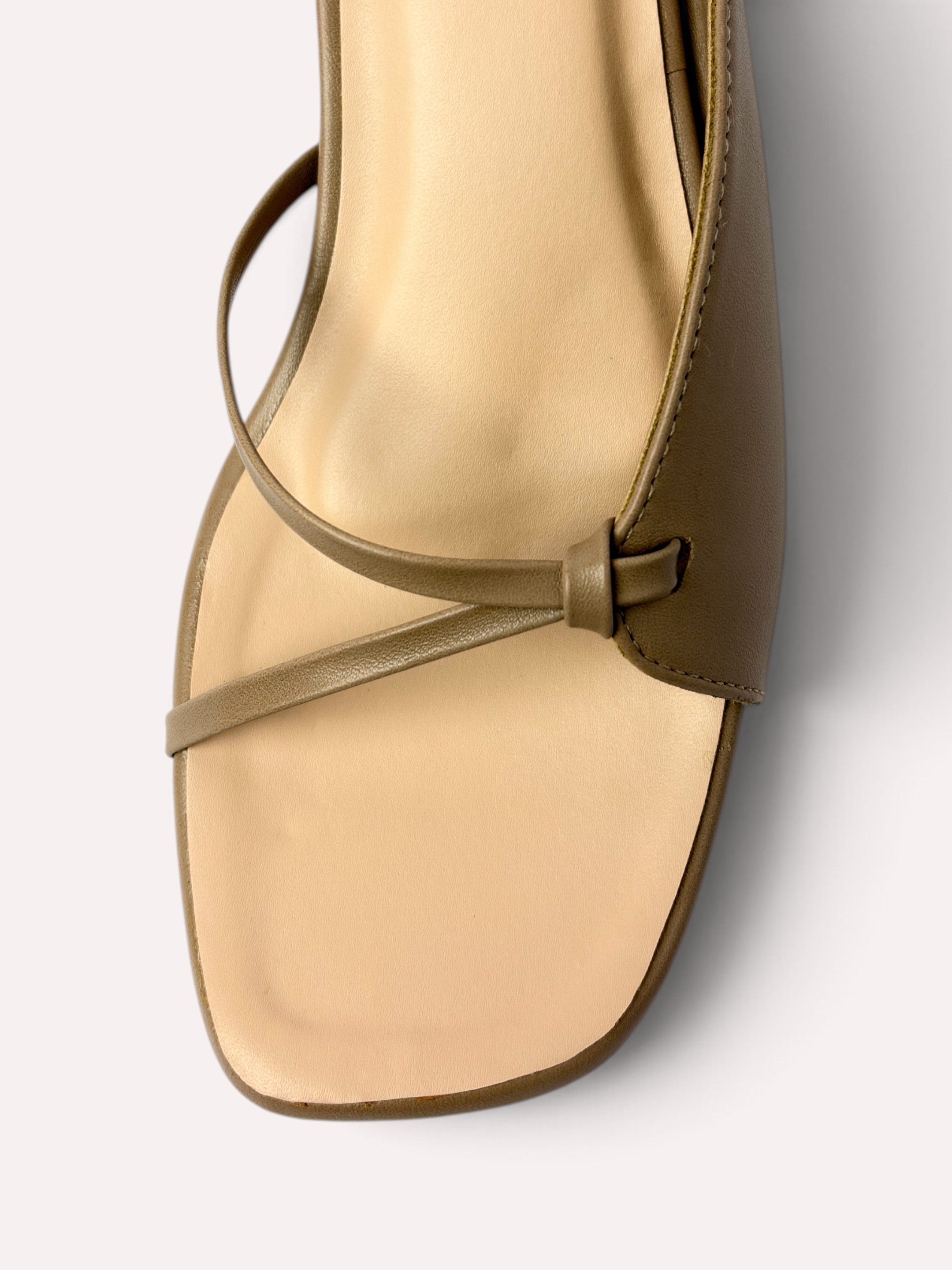 Lumina Sculptural Trumpet-Heel Strappy Mule – Camel