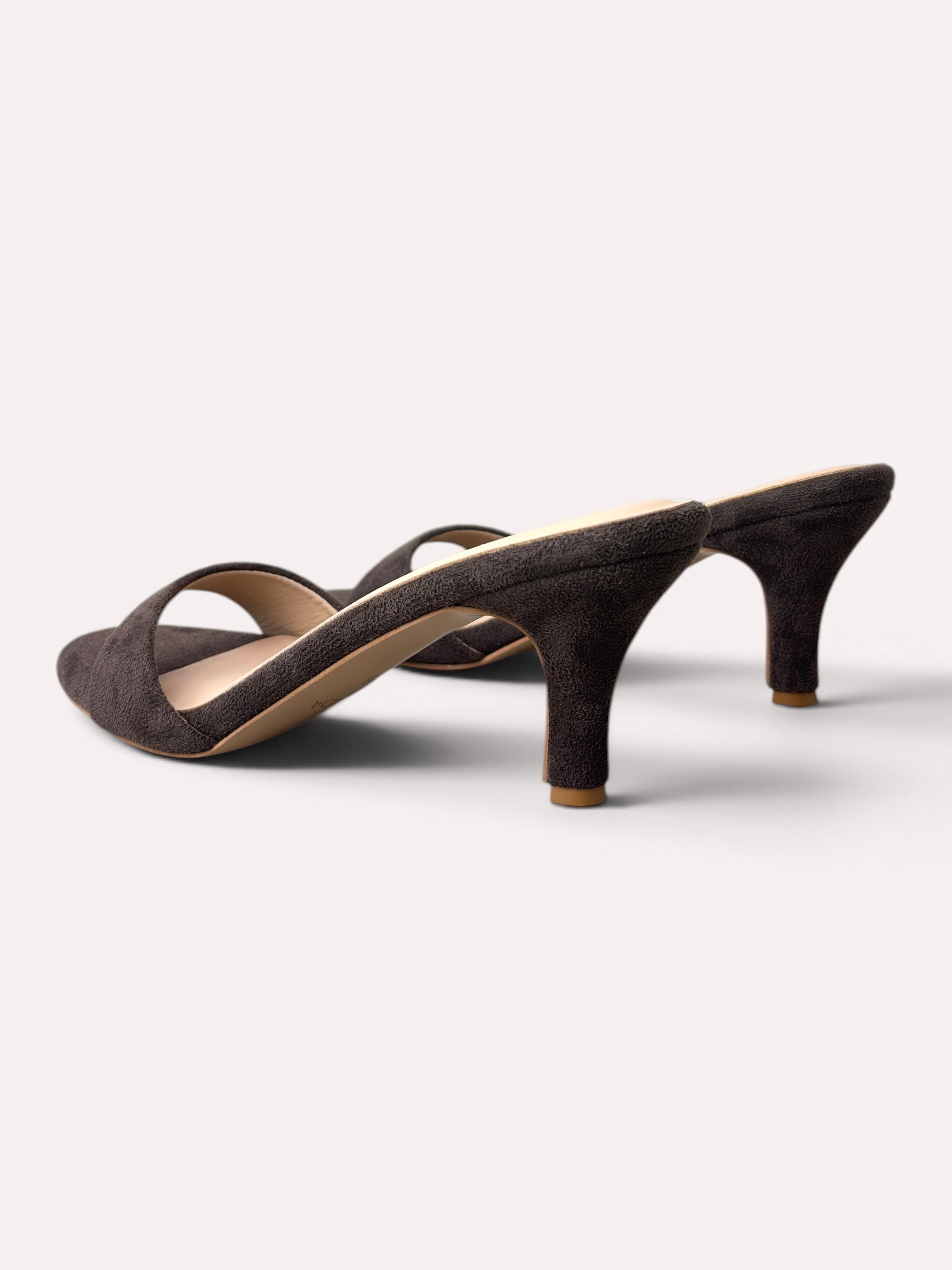 Rosette Suede Single Strap Kitten Heel Mule – Coffee Brown