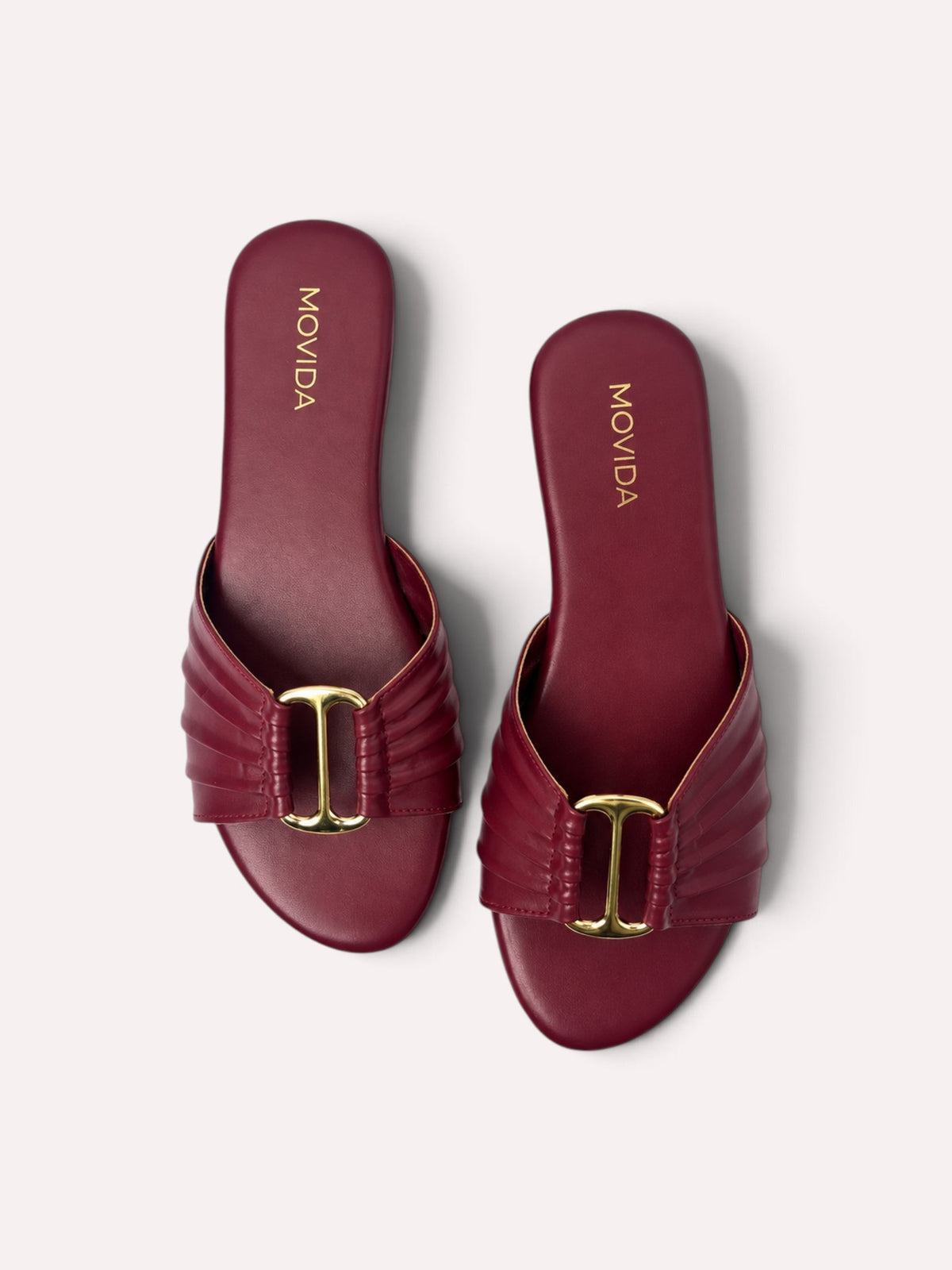 Plisse Gold-Bar Multi-Strap Flat Slide – Maroon