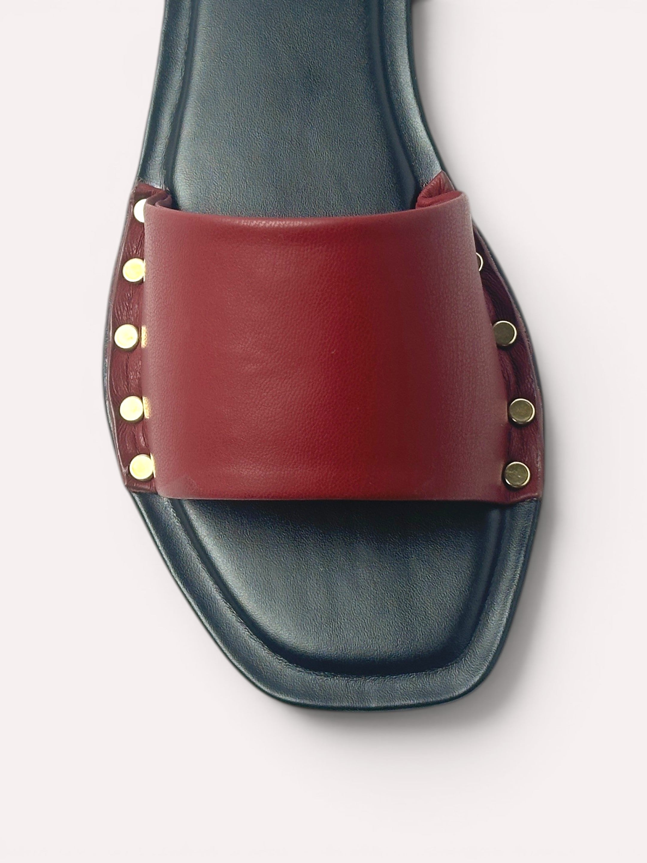 Kira Stud Flat Slide – Maroon